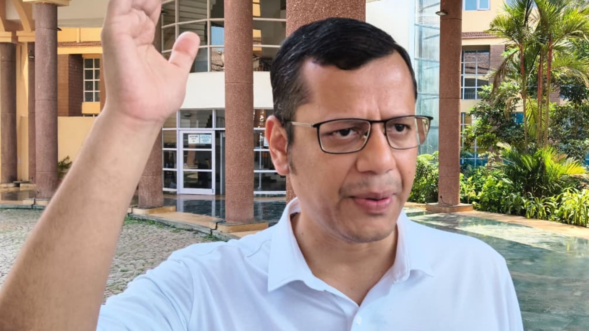 Alemao moves Rebello's bill, seeks debate on Borkar incident