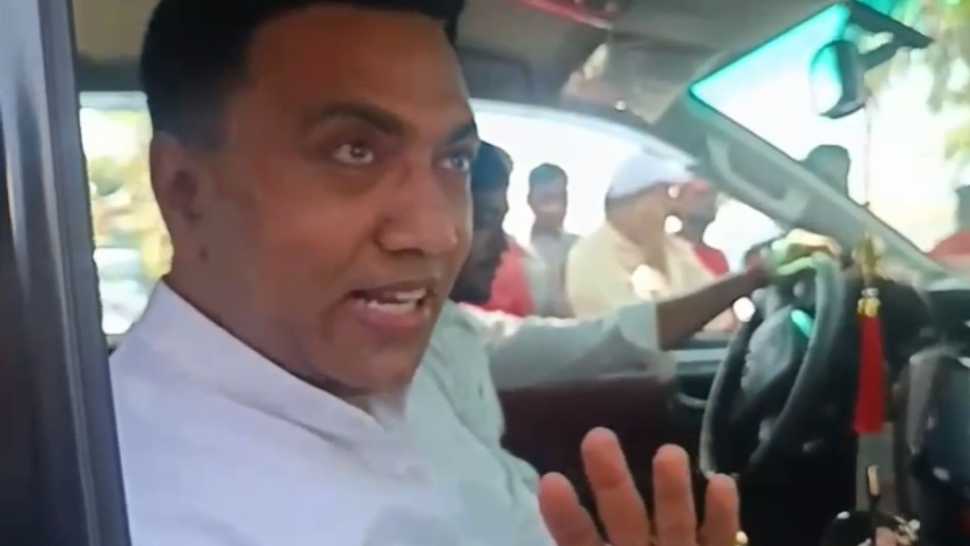 “What should I say?” CM Sawant on RGP chief Manoj Parab’s resignation