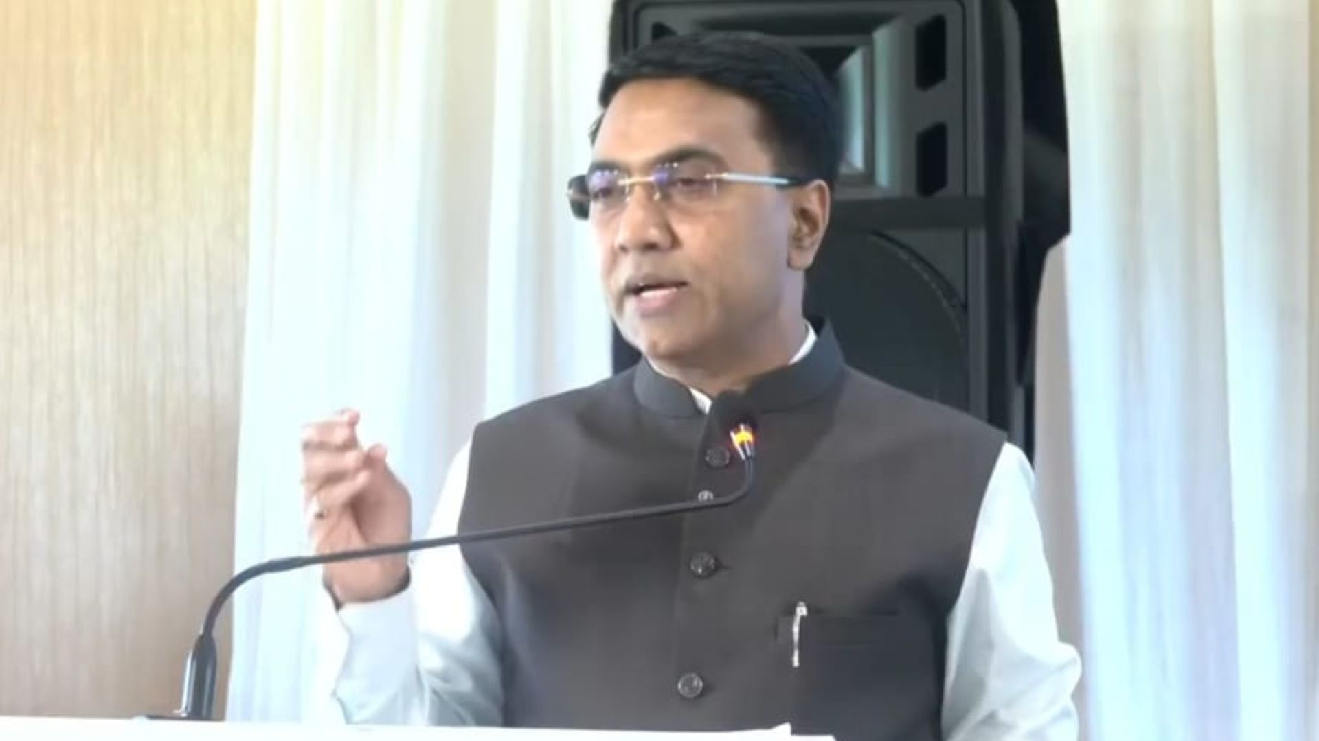 CM Pramod Sawant orders crackdown on illegal roadside fish sales