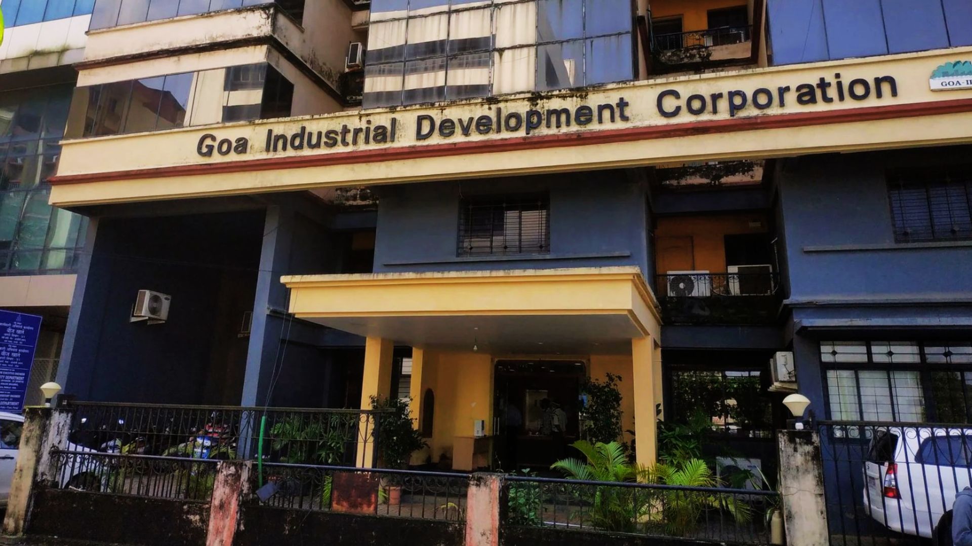 Senior IAS officer and 'Sheikh' duo under scanner over alleged irregularities in Goa IDC