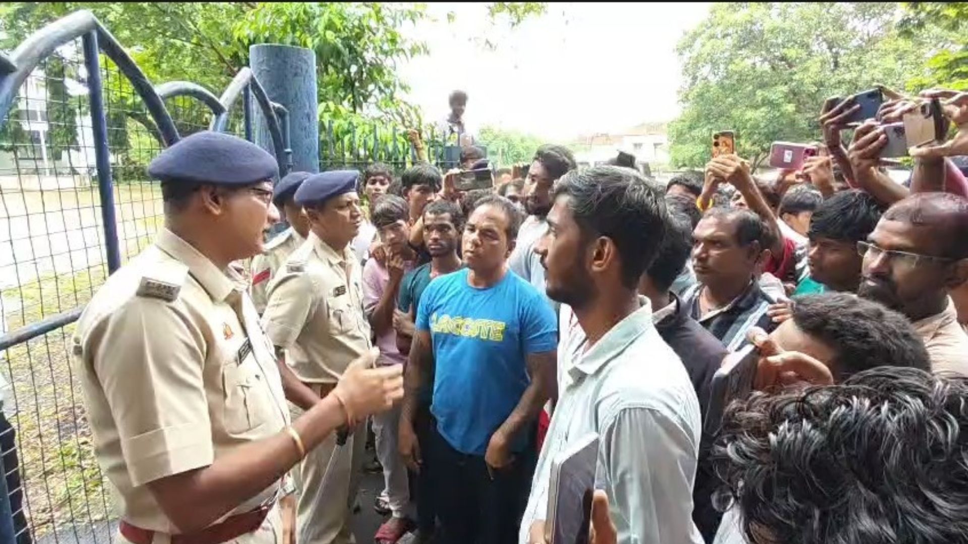 Family protests outside Deepvihar HSS, demands justice for student