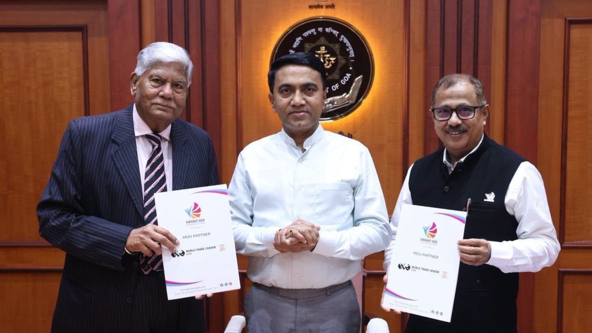 CM Sawant witnesses MoU signing to boost Goa’s global business opportunities