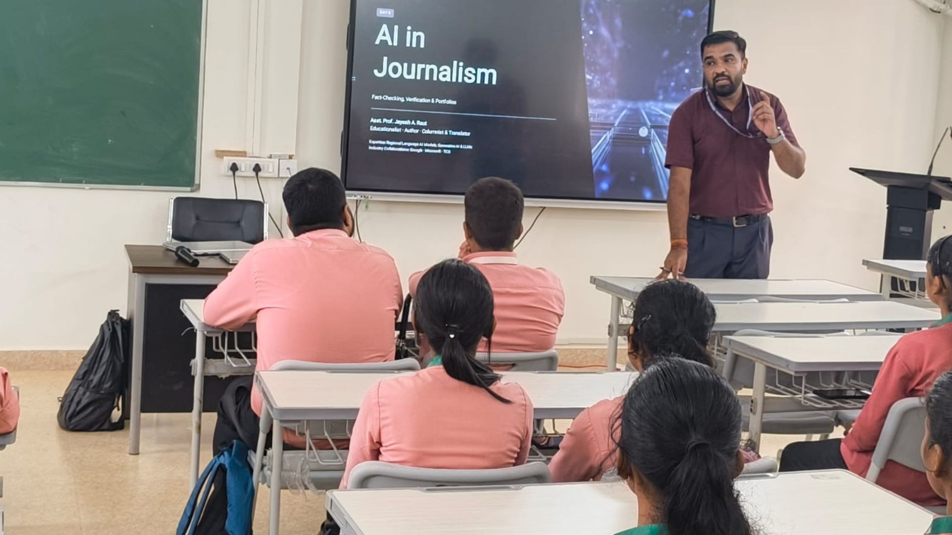 CAMPUS VOICE: Cuncolim’s CES College holds session on AI in journalism