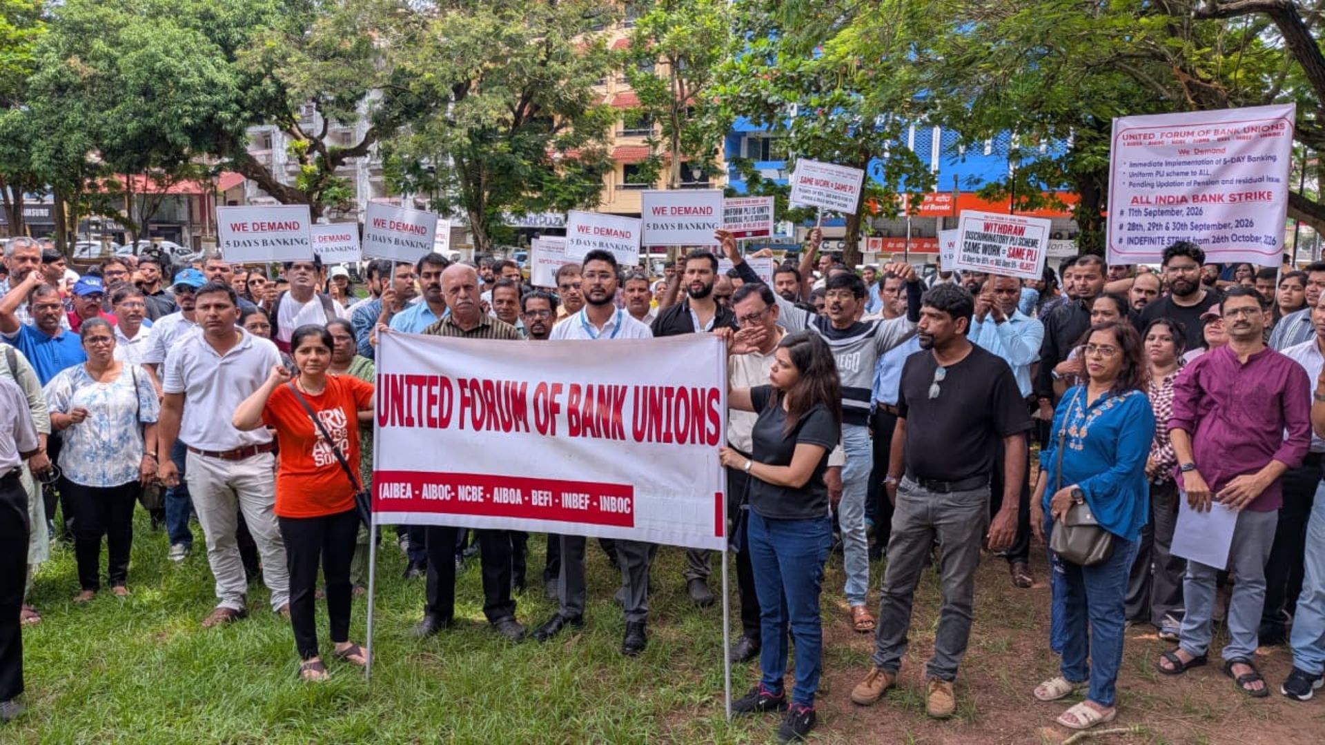 Bank employees observe nationwide strike on September 11