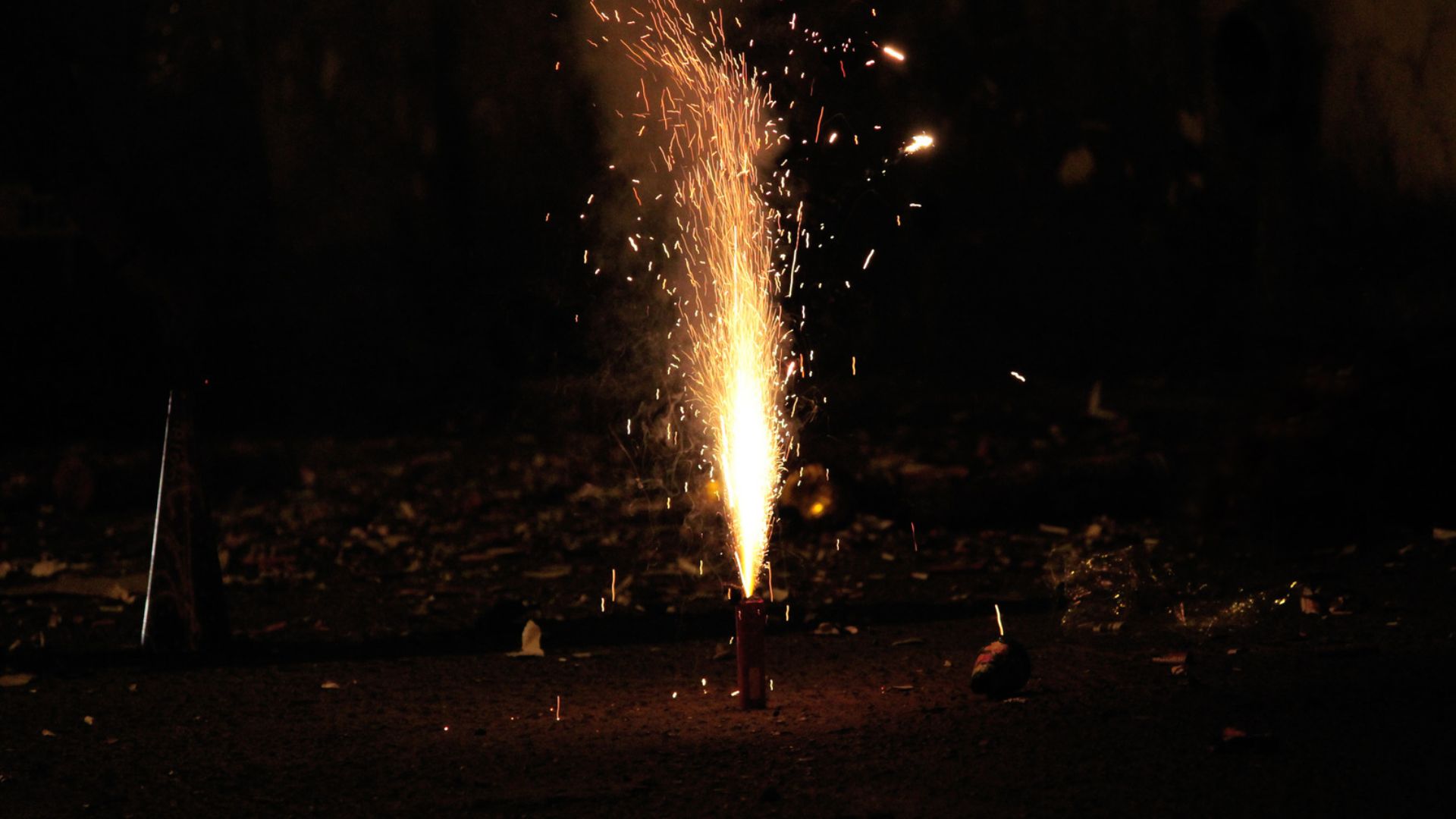 SC allows specified green crackers, rejects blanket ban on firecrackers