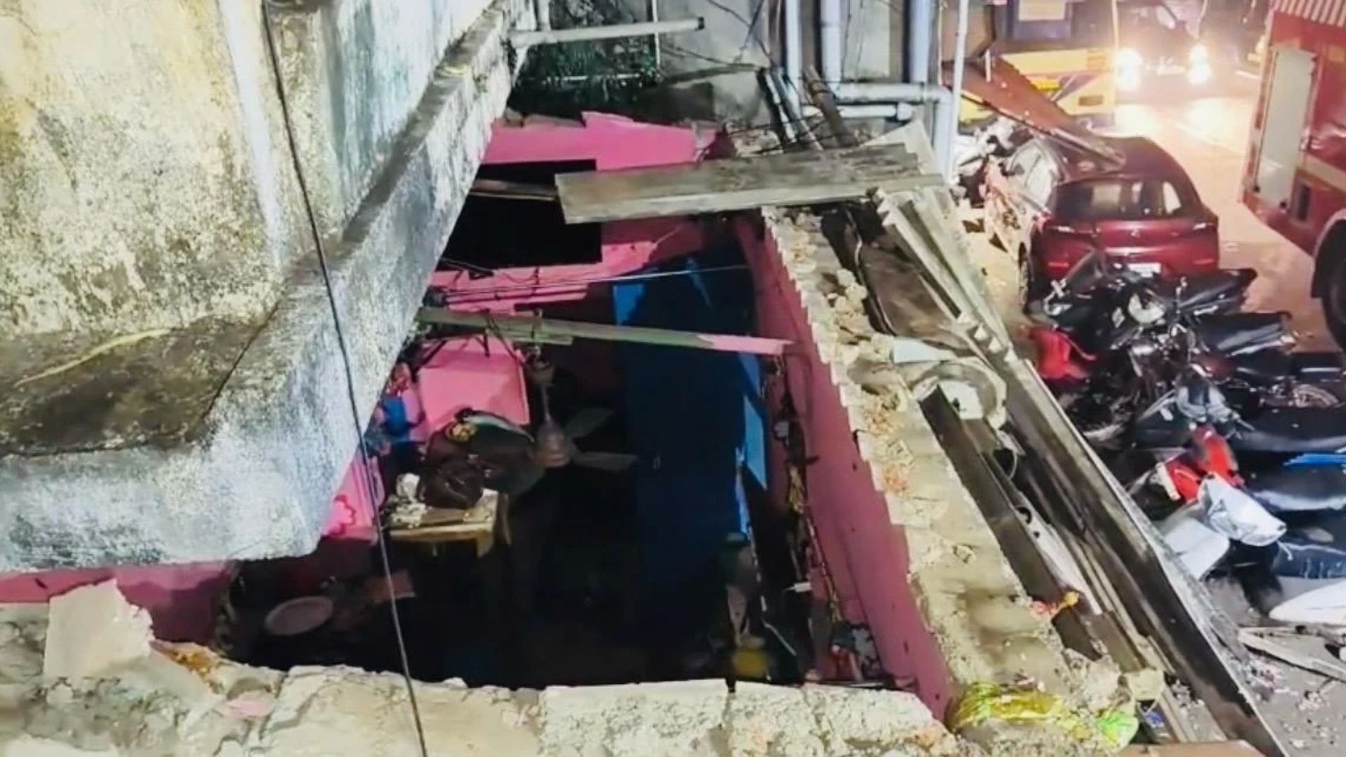 LPG blast in New Vaddem; two women injured