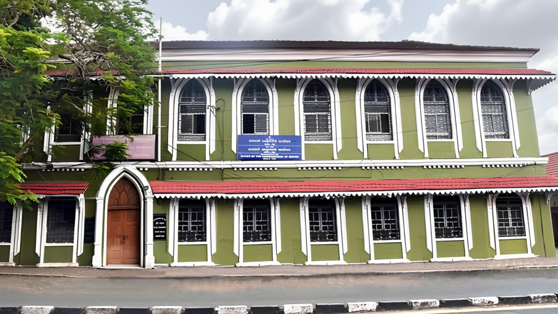 Fake commissioner detained at Excise Department in Panjim